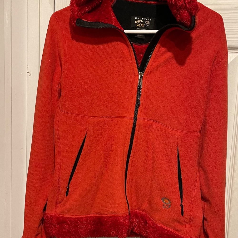Mountain Hardware Red Fleece hooded jacket